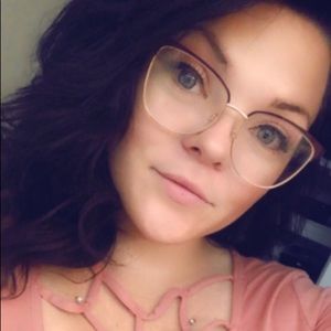 Meet your Posher, Kelsey